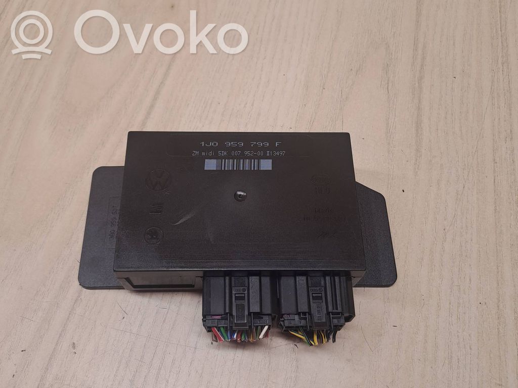 Volkswagen PASSAT B5 Modul confort 