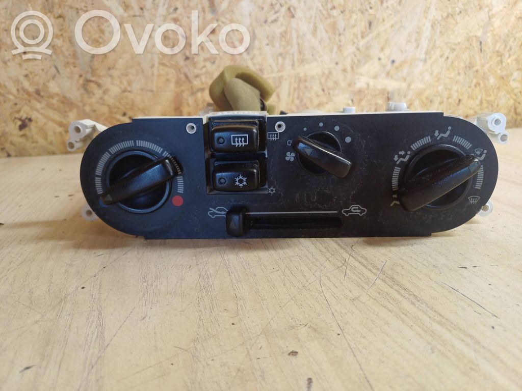 Mitsubishi Colt Climate control unit 
