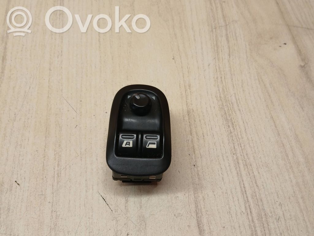 Electric window control switch