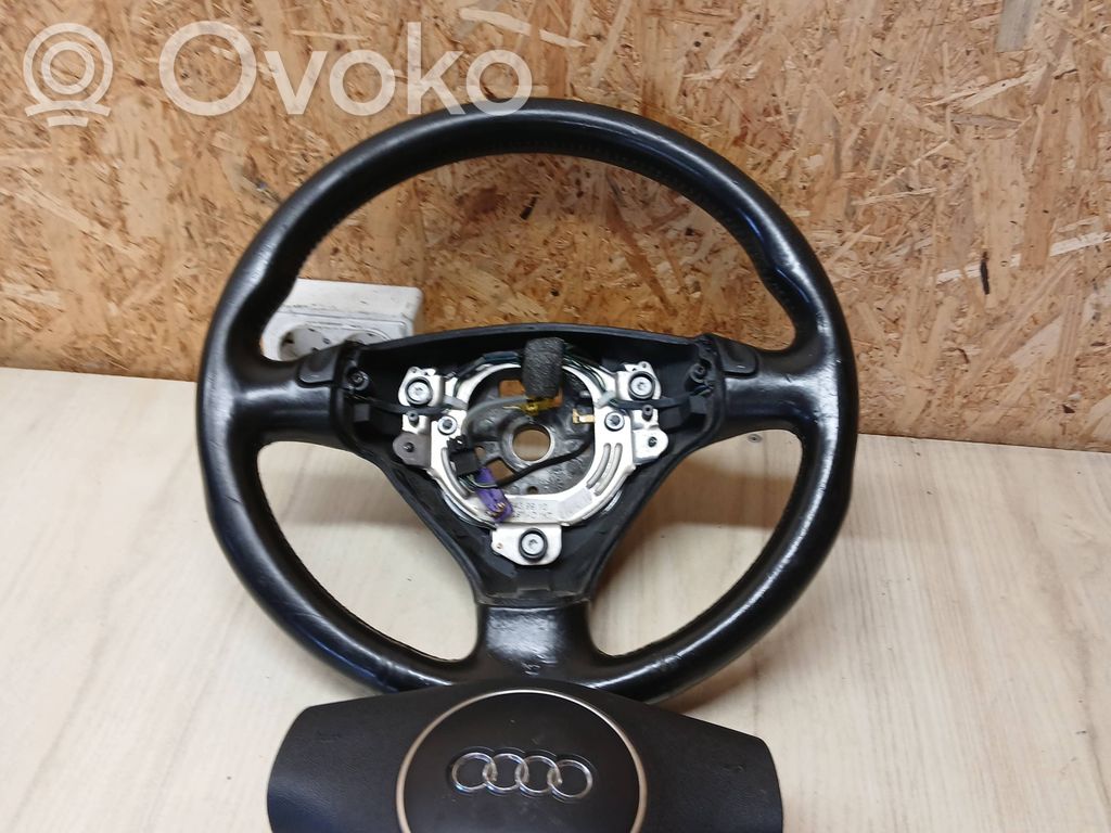 Audi A6 S6 C5 4B Ohjauspyörä 