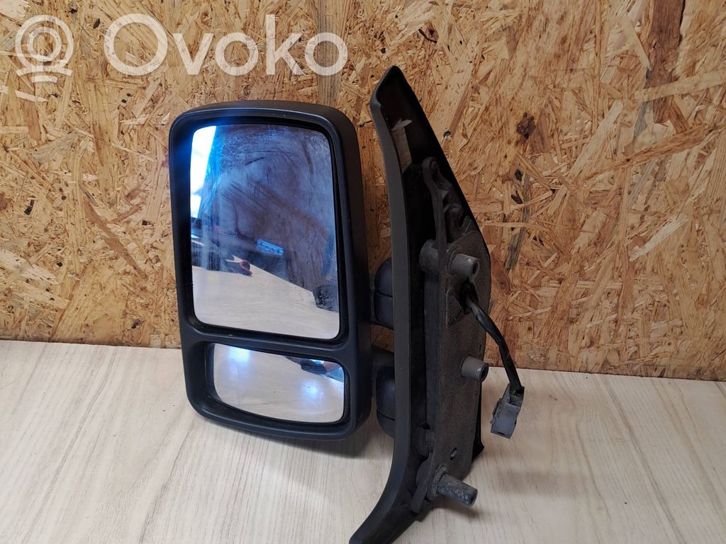 Renault Master II Front door electric wing mirror 