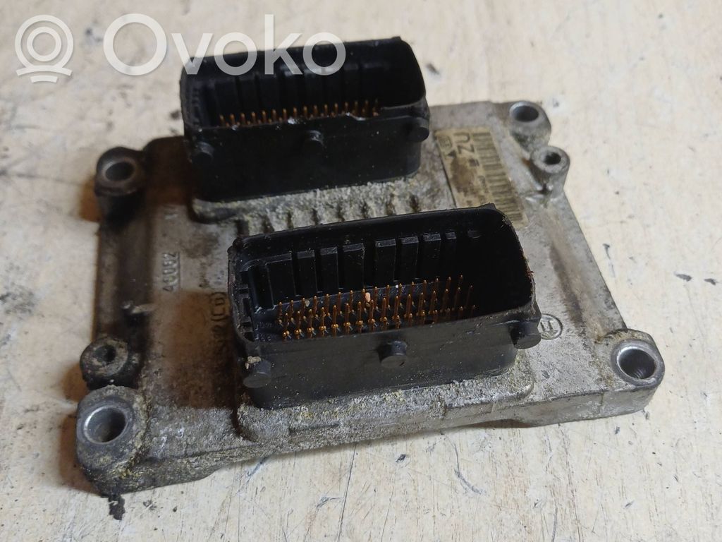 Opel Vectra C Engine control unit/module ECU 