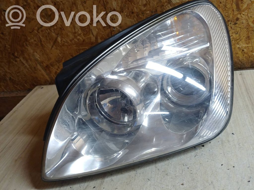 KIA Carens II Headlight/headlamp 