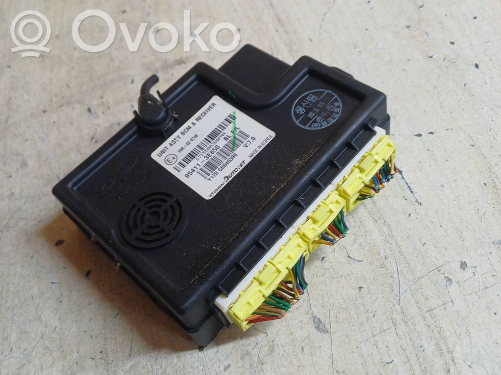 KIA Sorento Comfort/convenience module 