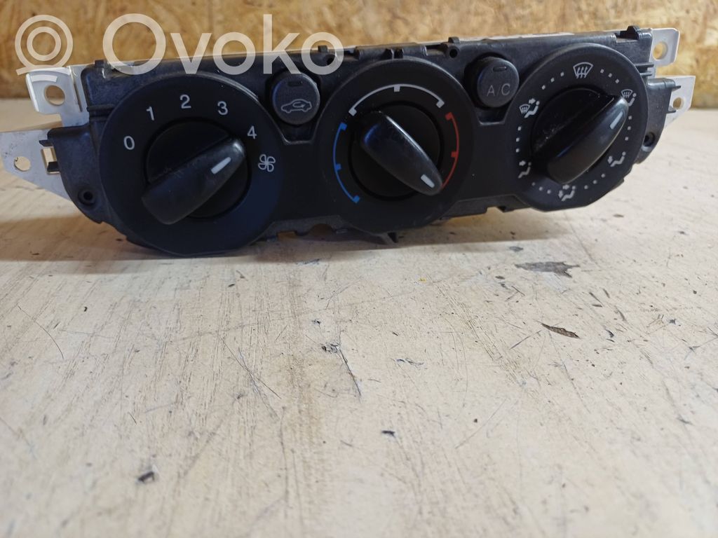 Ford Focus C-MAX Climate control unit 