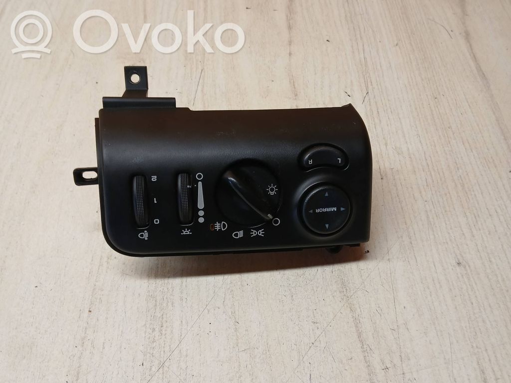 Chrysler Voyager Light switch 