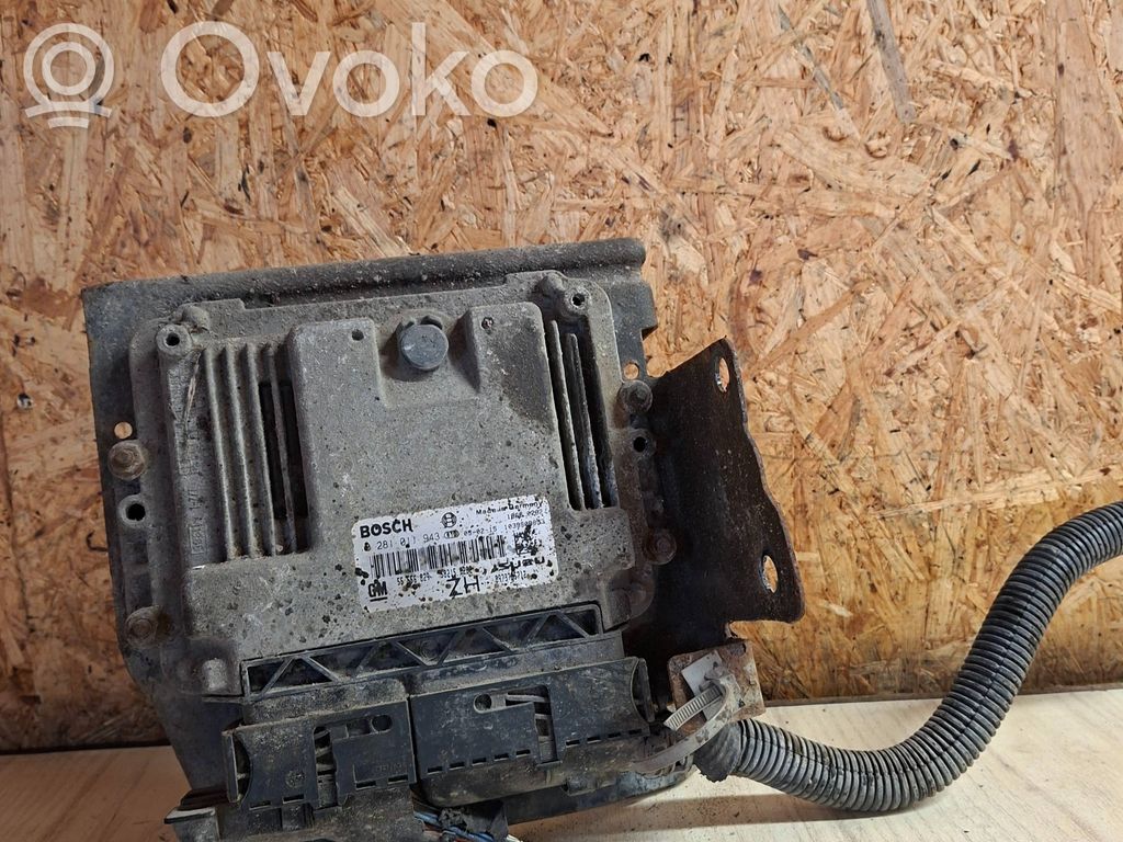Opel Astra H Sterownik / Moduł ECU 