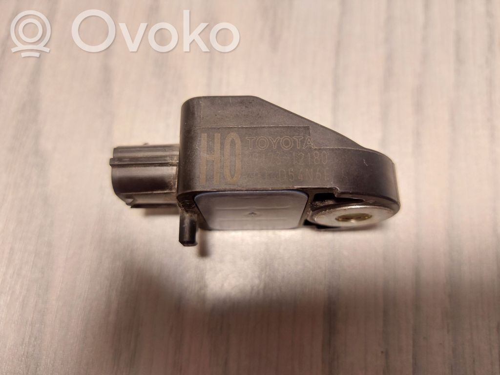 Toyota RAV 4 (XA40) Airbag deployment crash/impact sensor 