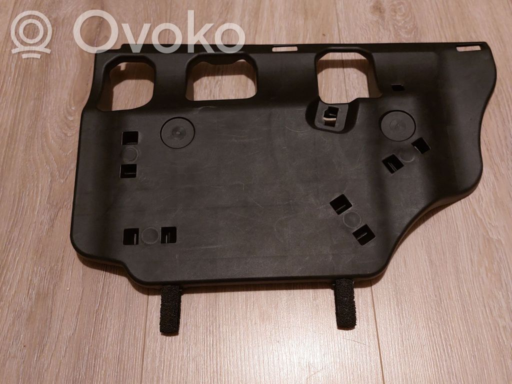 Toyota Corolla E210 E21 Kita salono detalė 