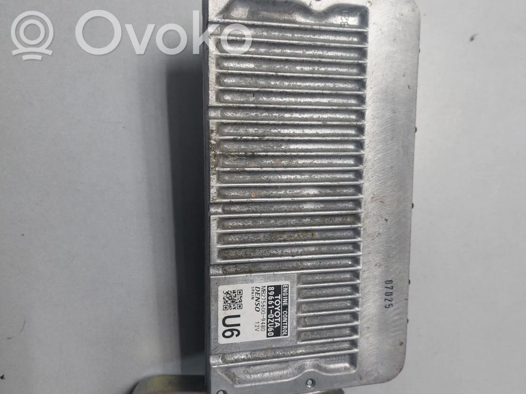 Toyota Auris E180 Engine control unit/module 
