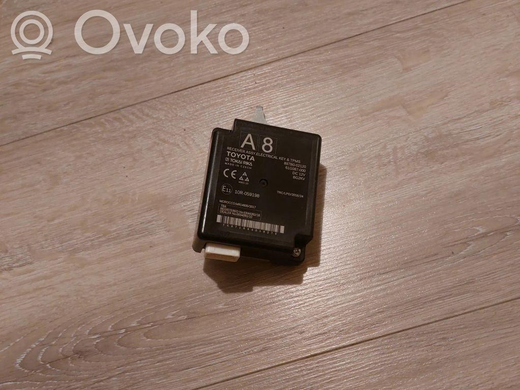Toyota Corolla E210 E21 Door central lock control unit/module 