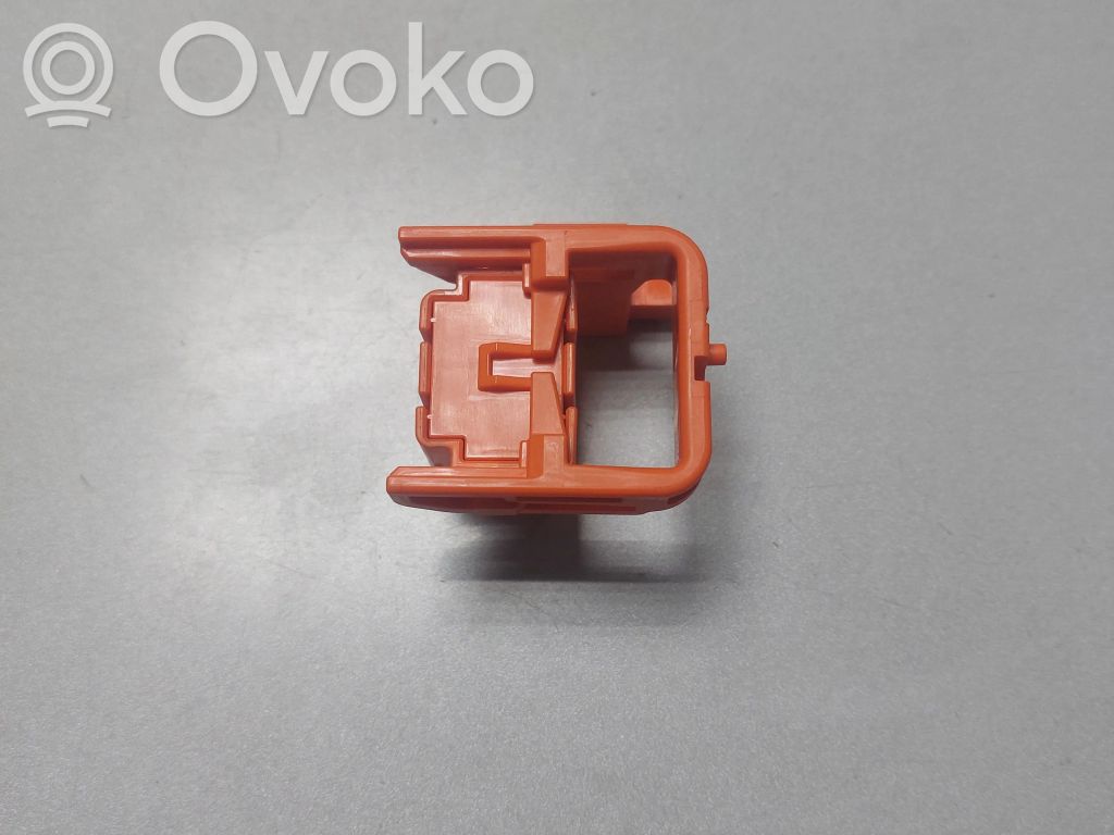 Toyota C-HR I Fuse 