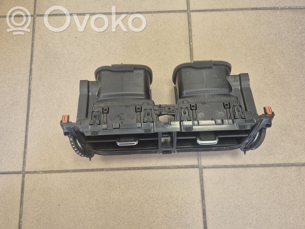 Toyota Corolla E210 E21 Kojelaudan keskiosan tuuletussuuttimen ritilä 