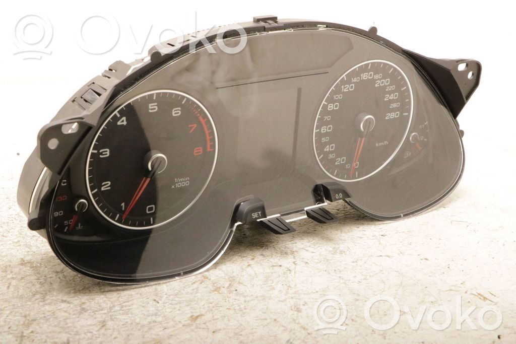 Audi A4 S4 B8 8K Licznik / Prędkościomierz 