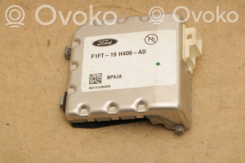 Ford Kuga II Kiti prietaisai 