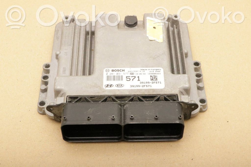Hyundai Tucson TL Engine control unit/module 