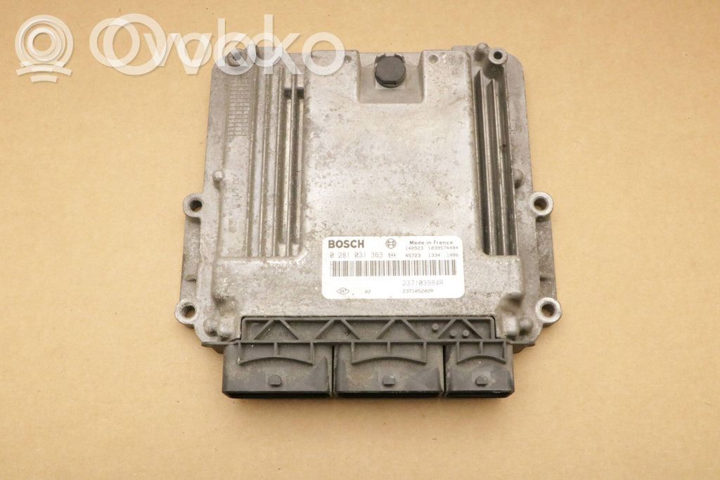 Renault Trafic III (X82) Engine control unit/module 