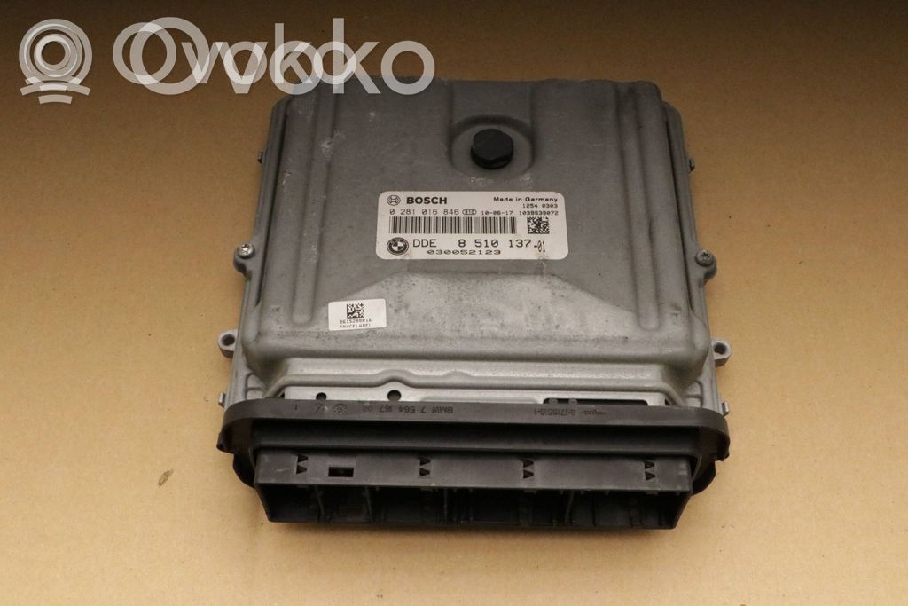 BMW 5 F10 F11 Engine control unit/module 