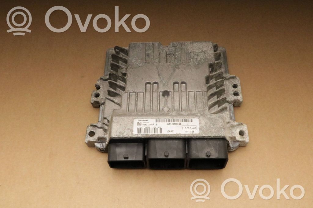 Moottorin ohjainlaite/moduuli   S180133004E