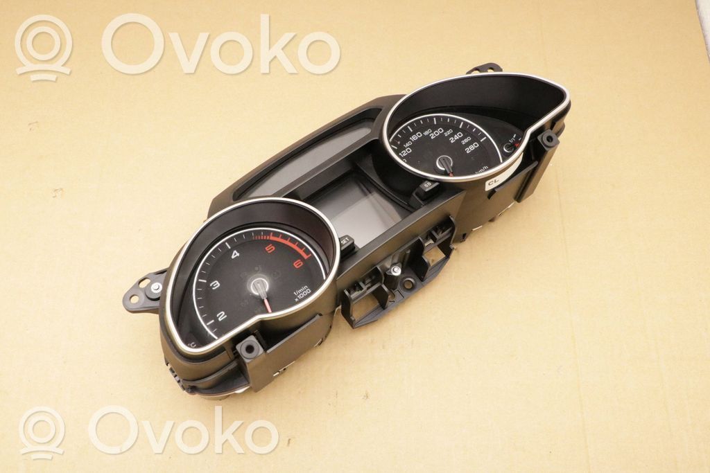 Audi A5 8T 8F Nopeusmittari (mittaristo) 