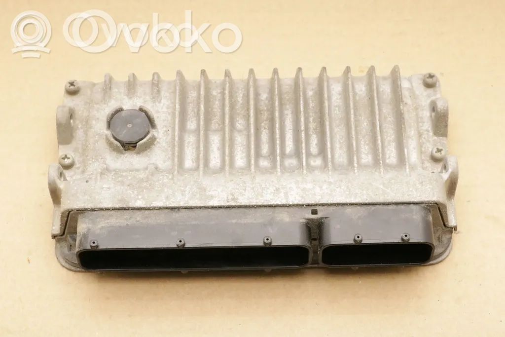 Toyota Yaris Sterownik / Moduł ECU 
