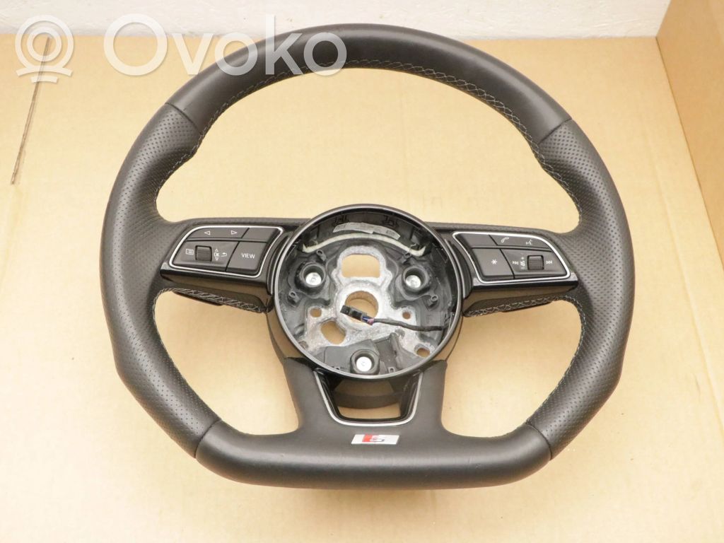Audi A5 Ohjauspyörä 