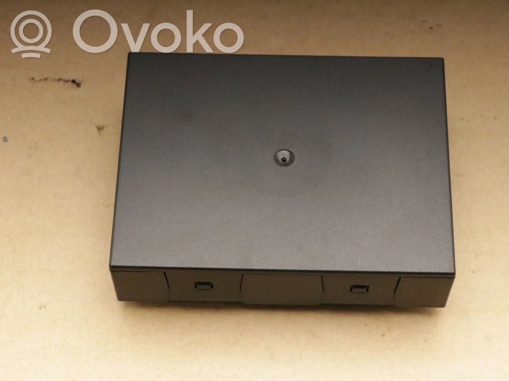 Volkswagen PASSAT B7 Keyless Steuergerät 