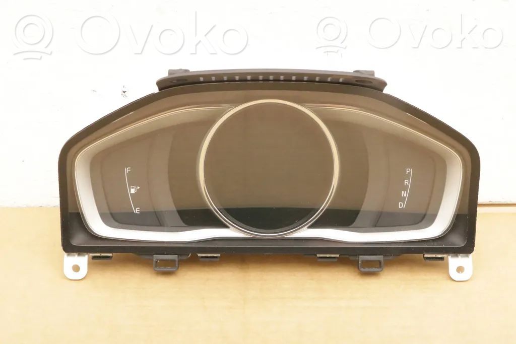 Volvo V70 Speedometer (instrument cluster) 