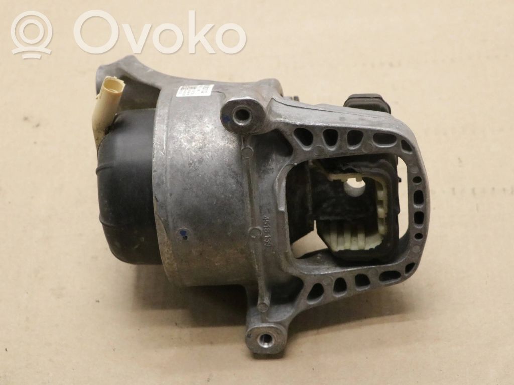 Audi A4 S4 B9 8W Engine mount bracket 
