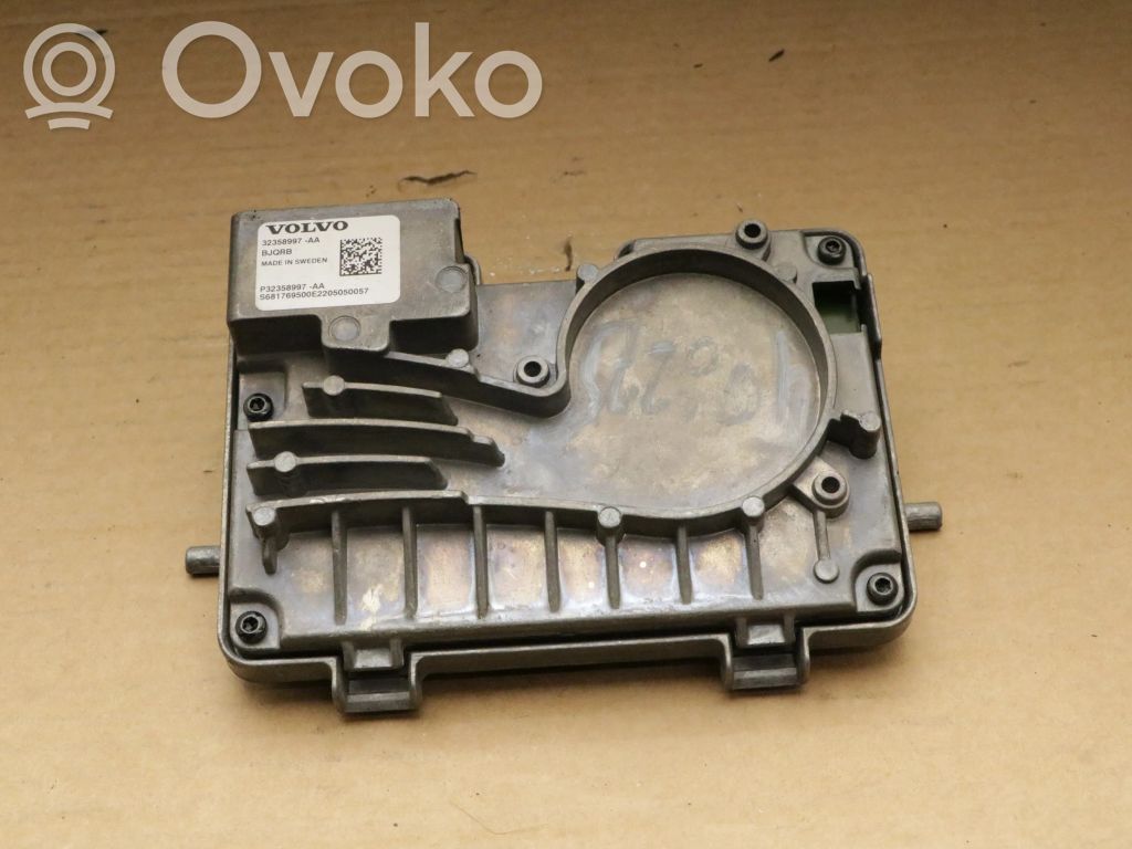 Volvo S90, V90 Windshield/windscreen camera 