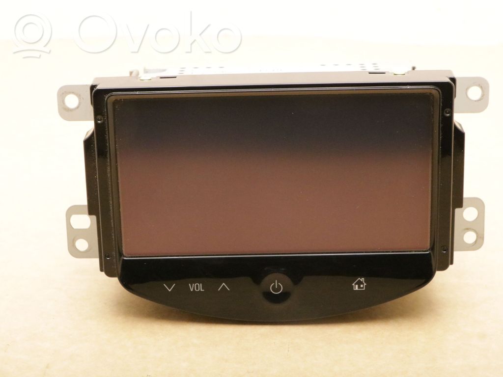 Opel Corsa E Radio/CD/DVD/GPS head unit 