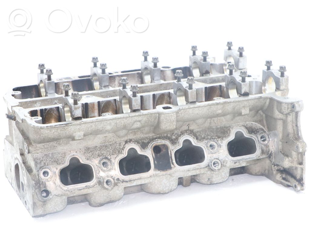 Opel Astra J Engine head 
