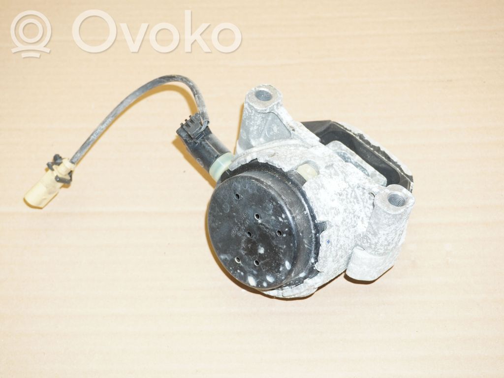 Engine mount bracket   4G0199381,4G0199381