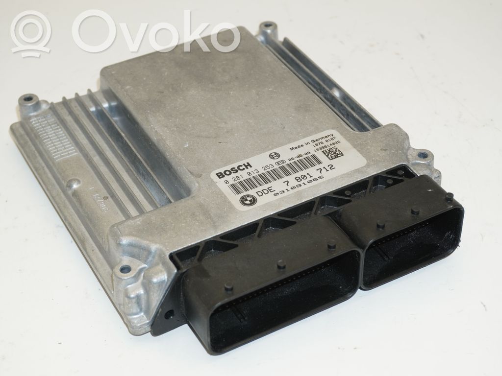 BMW 5 E60 E61 Engine control unit/module 