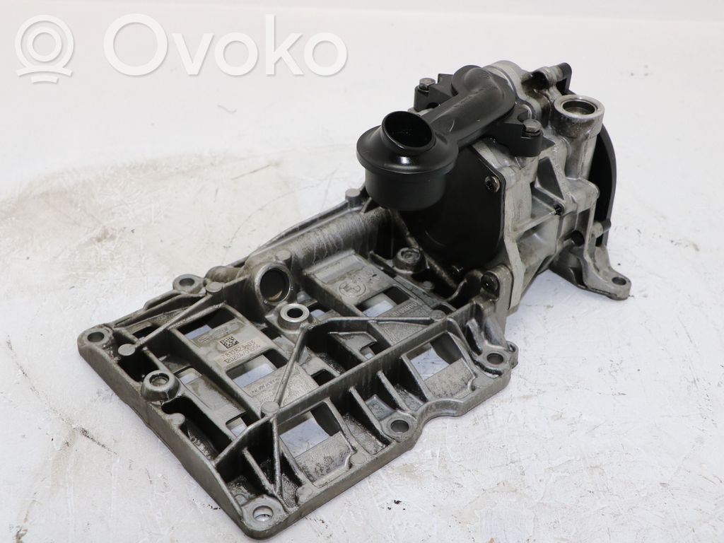 BMW 5 F10 F11 Oil pump 