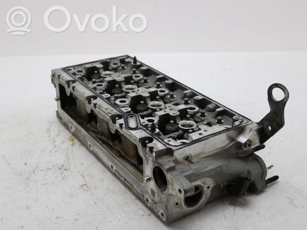 Skoda Octavia Mk3 (5E) Engine head 