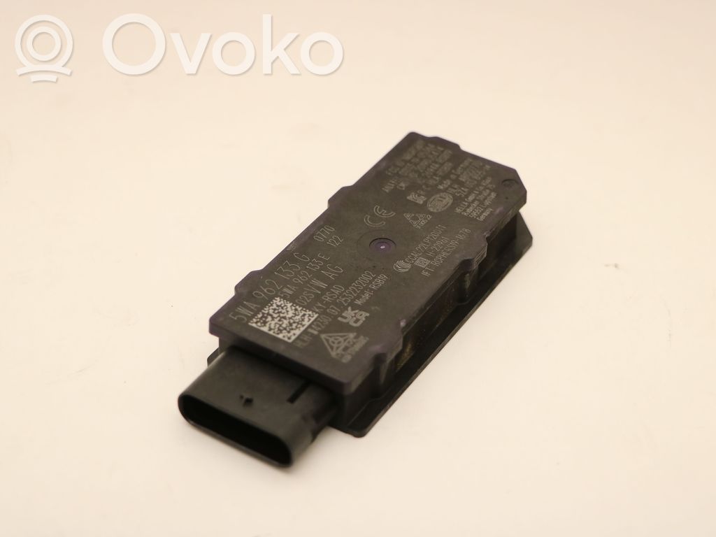 Volkswagen Multivan T7 Antena wewnętrzna 