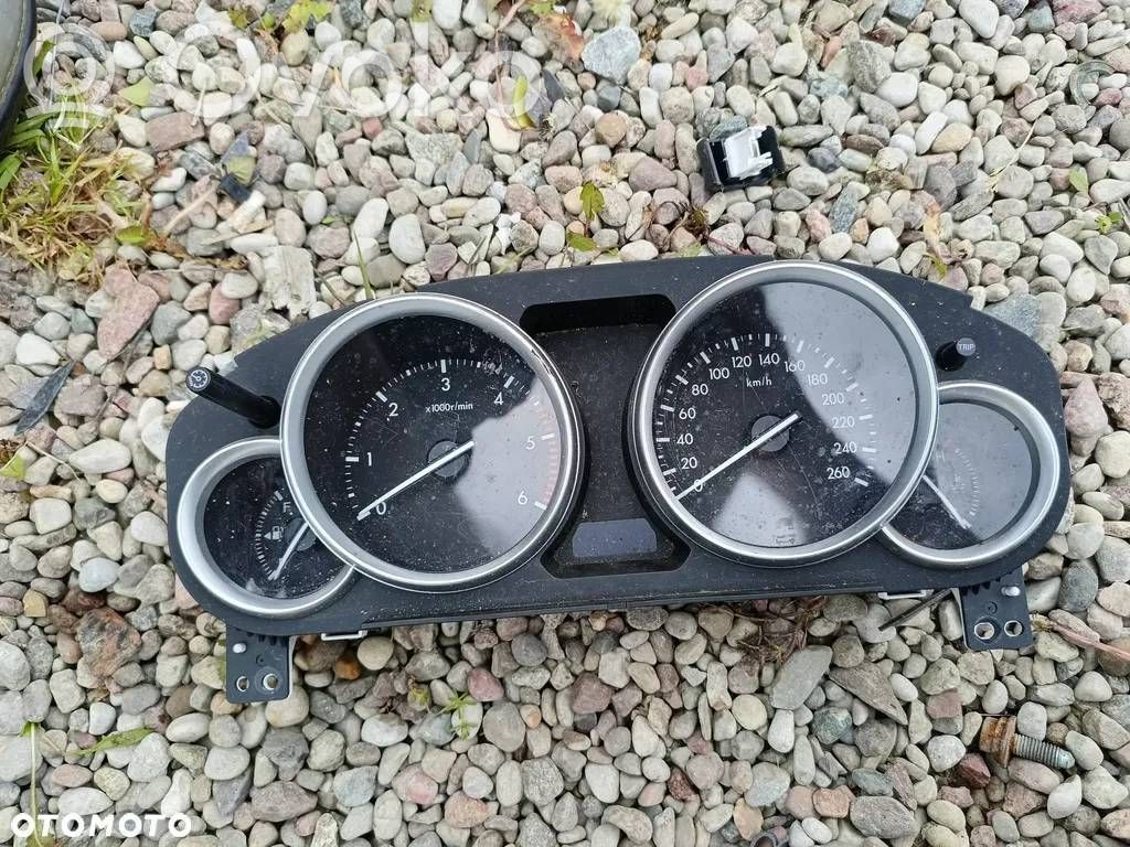 Speedometer (instrument cluster)   1EGAM6D