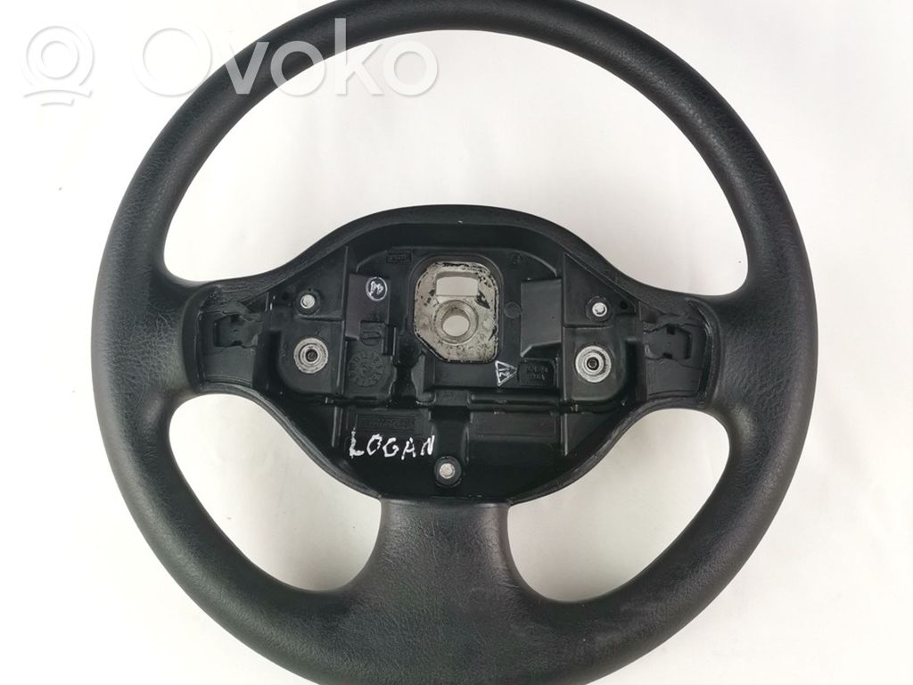 Dacia Logan I Ohjauspyörä 