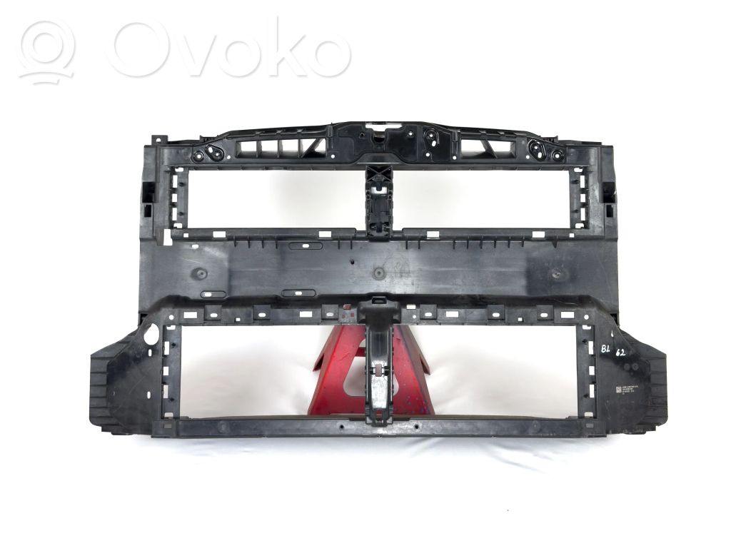 Ford Focus Radiatorių panelė 