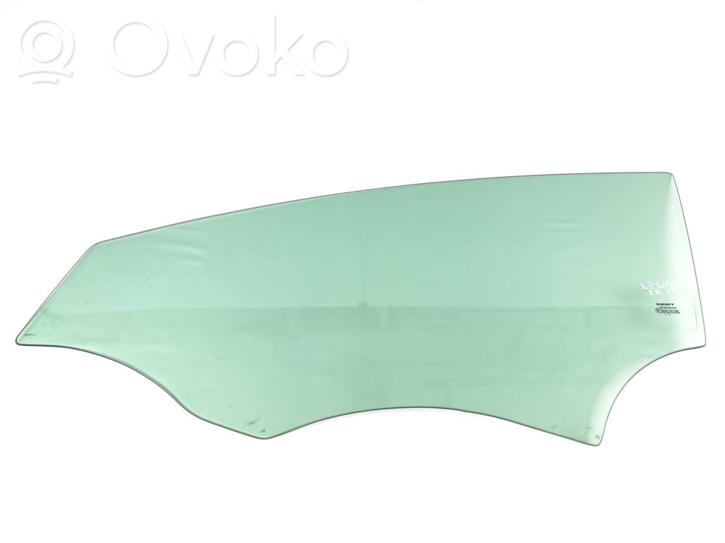 Seat Leon (1P) Front door window glass four-door 