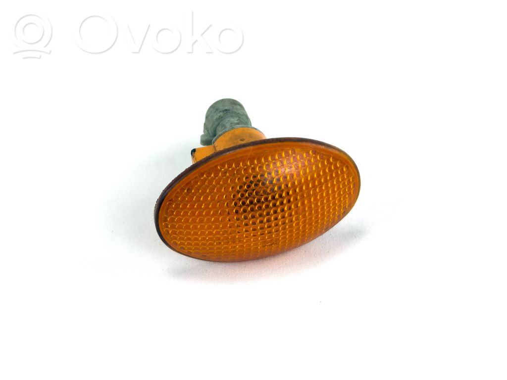 Ford Mondeo MK I Seitenblinker 