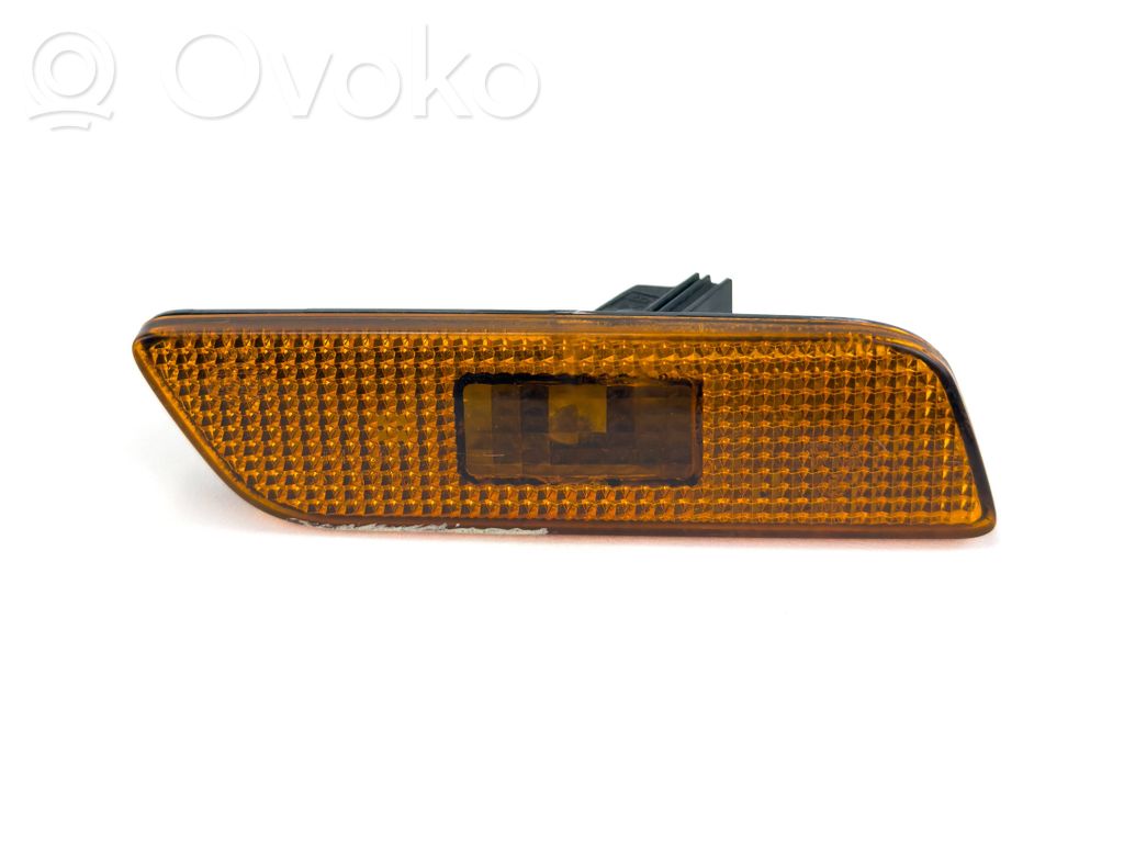 Volvo S80 Reflector delantero 