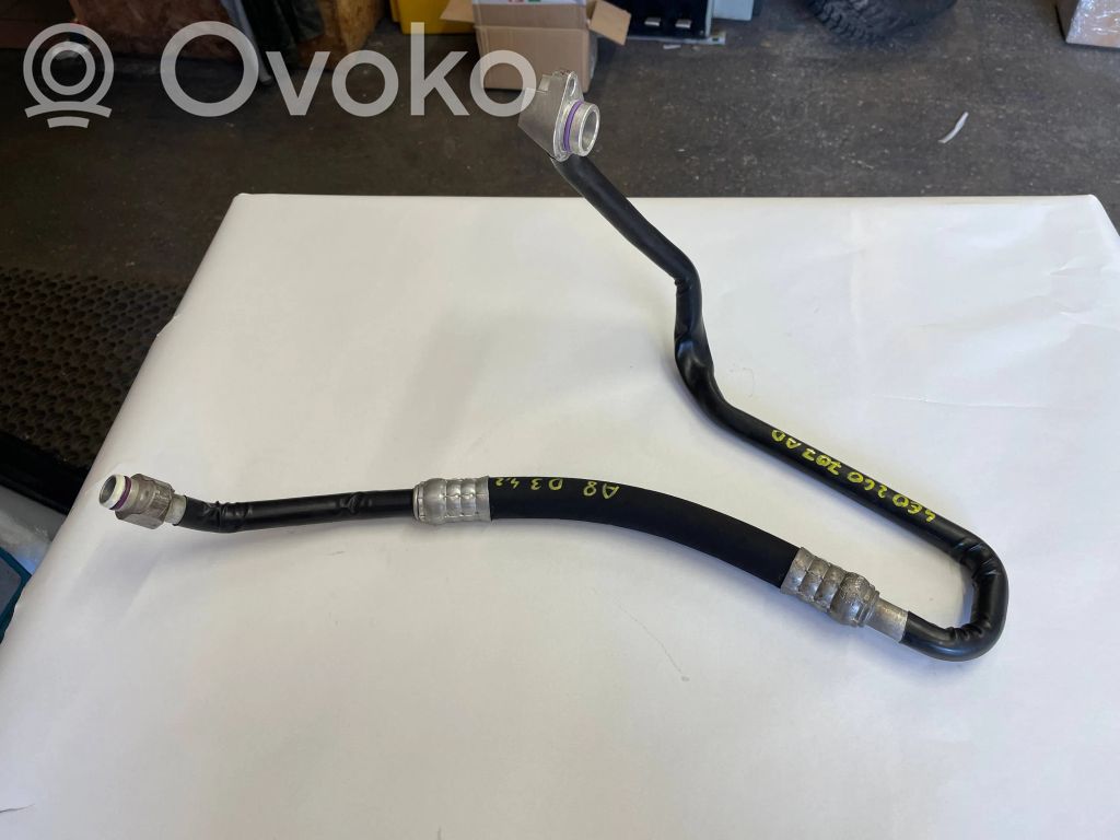 Audi A8 S8 D3 4E Ilmastointilaitteen putki (A/C) 