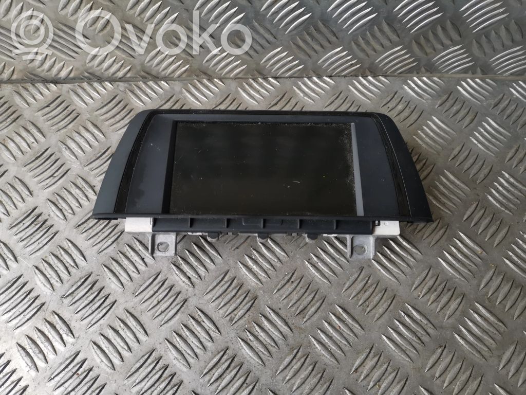 BMW 3 F30 F35 F31 Screen/display/small screen 
