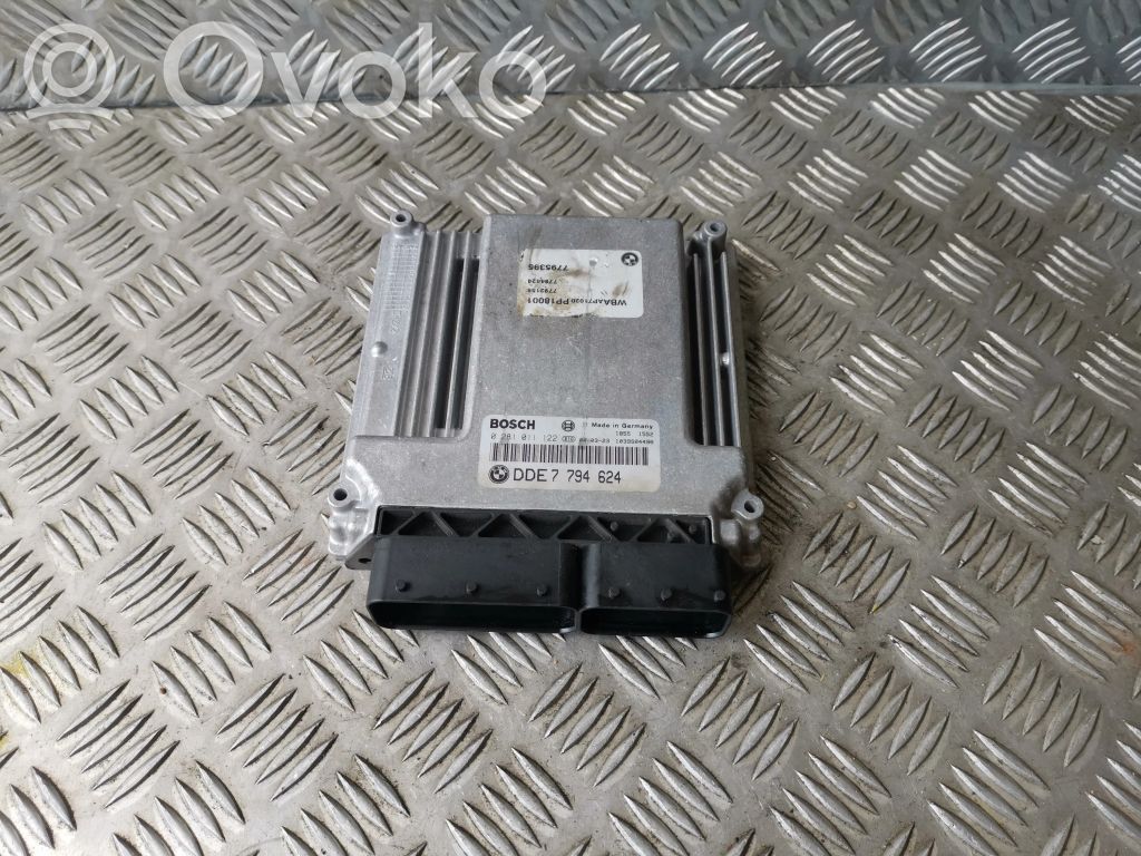 Unidad de control/módulo del motor   0281011122,7794624,7795395