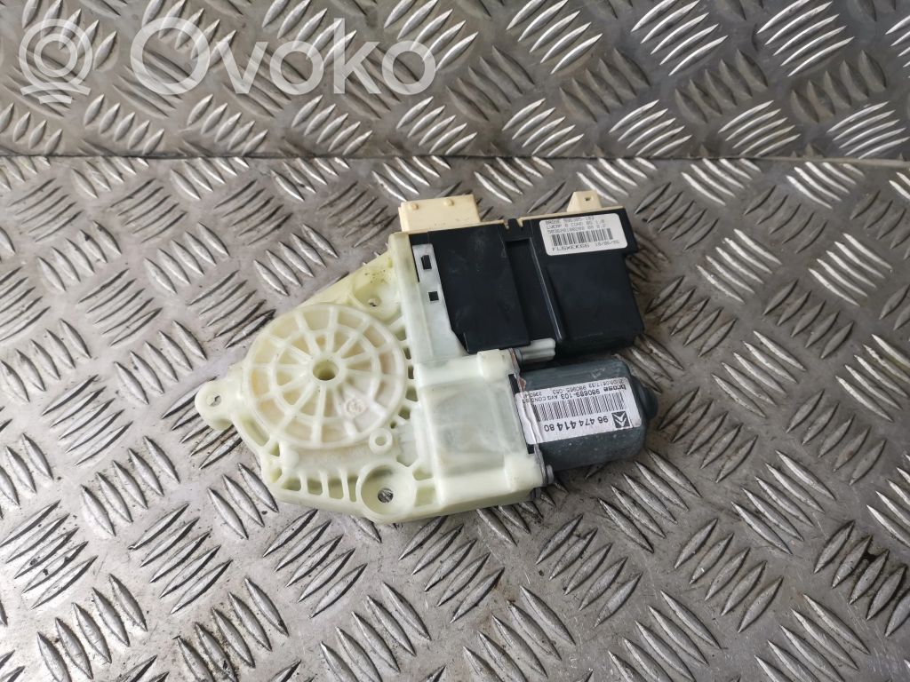 Citroen C4 I Front door window regulator motor 