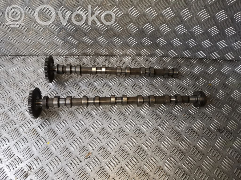 Volvo S60 Wałek rozrządu 