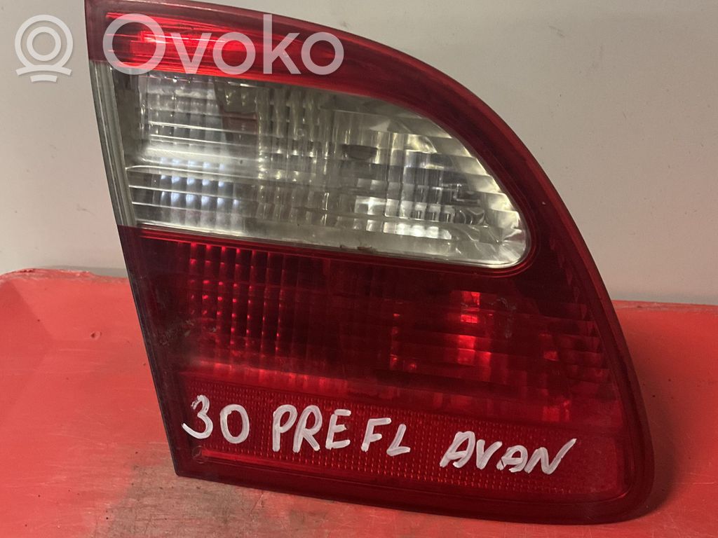 Mercedes-Benz E W211 Lampy tylnej klapy bagażnika 