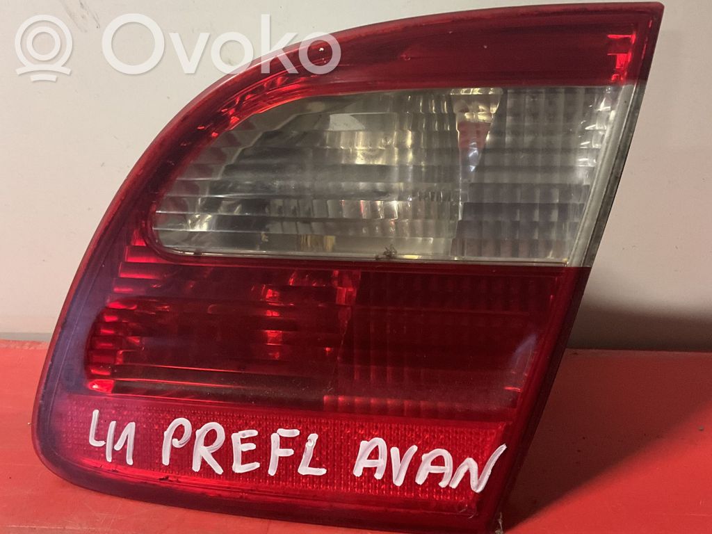 Mercedes-Benz E W211 Lampy tylnej klapy bagażnika 